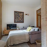 Prime Location, Bright & Cozy Валенсия