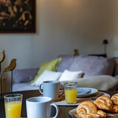 Prime Location, Bright&cozy Apartament